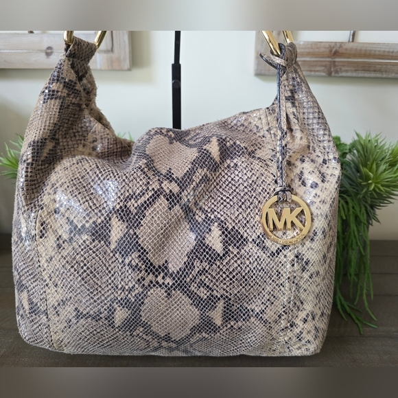 Michael Kors Leather Snakeskin Embossed Hobo Bag With Gold MK Charm - Picture 1 of 12